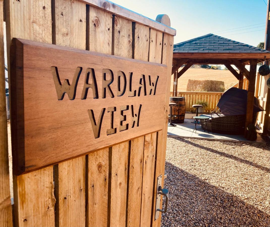 'Wardlaw View' Luxury Studio Apartment With Stunning View Kirkhill Экстерьер фото