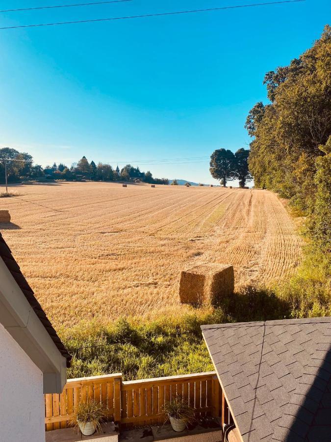 'Wardlaw View' Luxury Studio Apartment With Stunning View Kirkhill Экстерьер фото